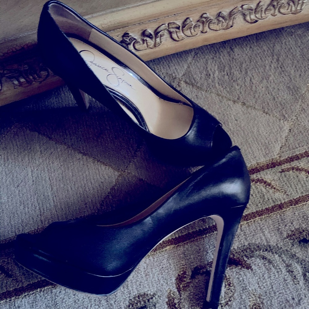 Jessica Simpson Heels - Picture 3 of 5